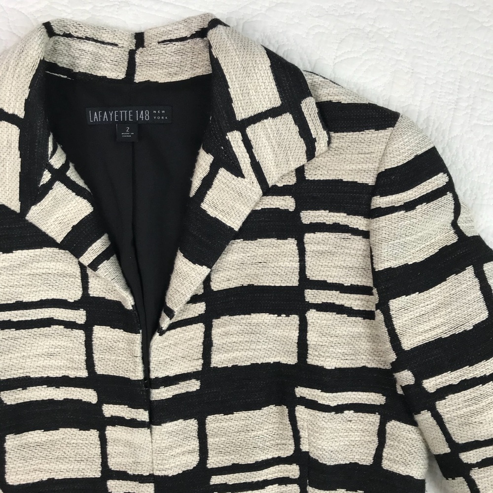 Sold Lafayette 148 New York Size 2 Blazer - Picture 8 of 8